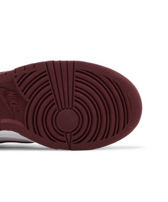 Dunk Low Dark Beetroot,SB DUNK LOW,SB DUNK,NIKE SHOES