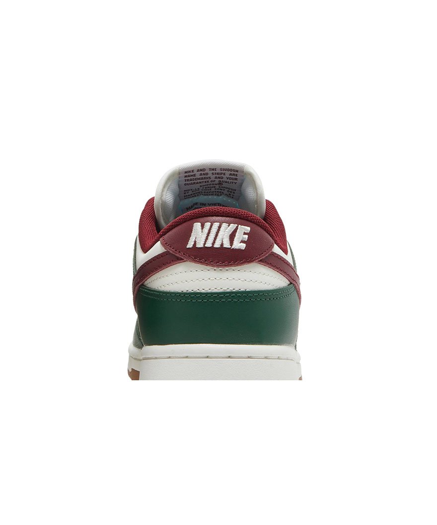 Dunk Low Gorge Green Team Red,SB DUNK LOW,SB DUNK,NIKE SHOES