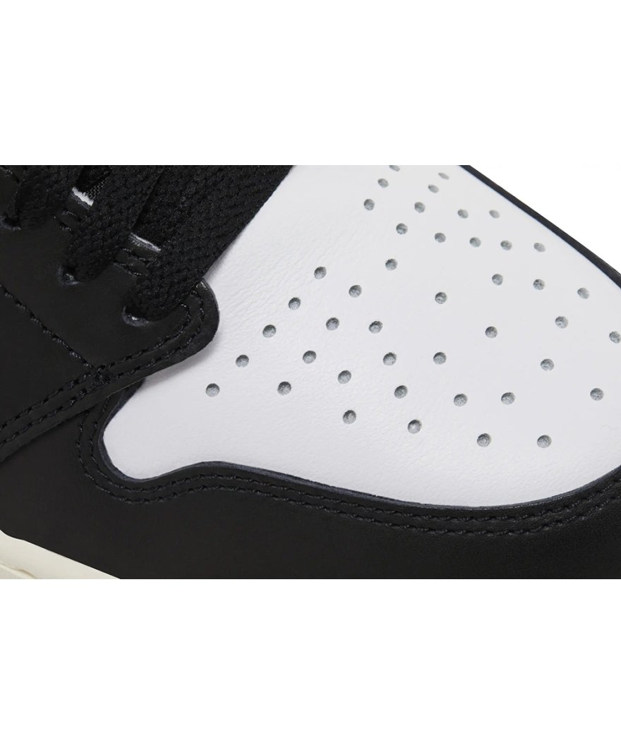 Air Jordan 1 Retro High Og Black Toe Reimagined,Air Jordan 1 High,AIR JORDAN
